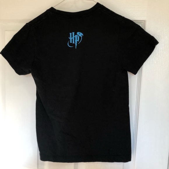 🦄 $5 w/ bundle!* Hot Topic Harry Potter top - Picture 2 of 3